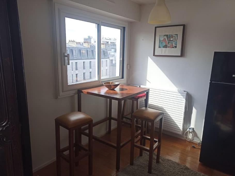 Vue Sur Le Sacre Coeur Montmartre Apartment Paris Bagian luar foto